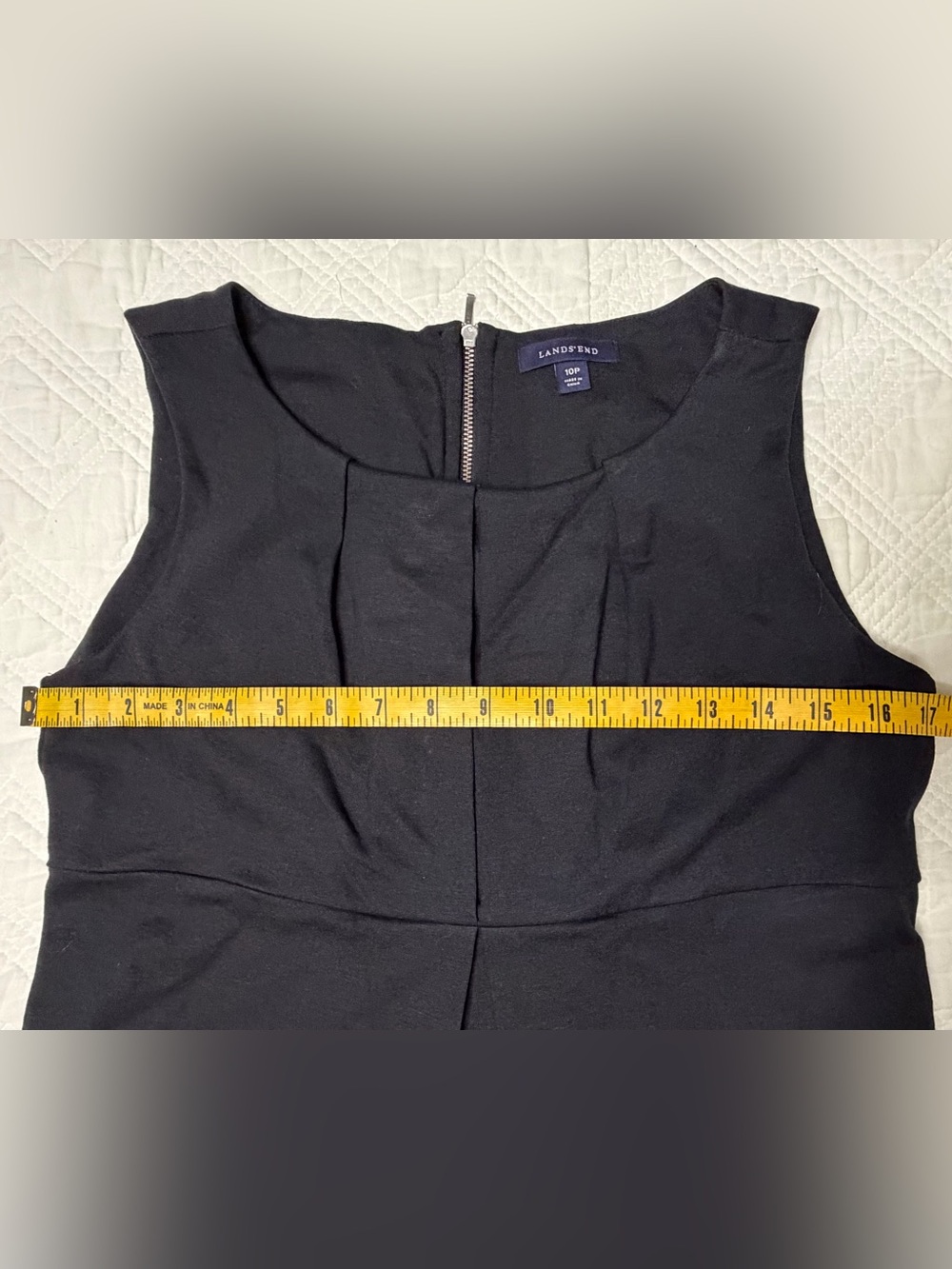 Lands’ End Black Sleeveless Pleat Front Sheath Dress Size 10P - Picture 5 of 7